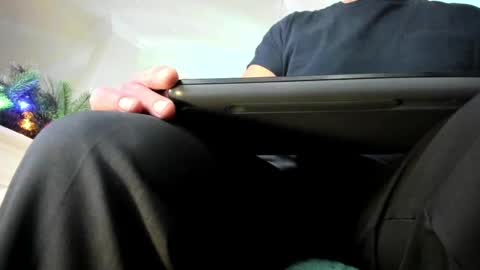Snapshot of thekinkside chatting on 12, 12, 2024 KinkSide online show from 12, 12, 2024