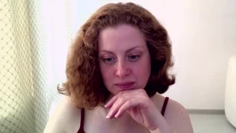 Ella online show from 12, 3, 2026