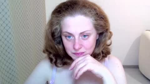Snapshot of theladysblush chatting on 18, 5, 2026 Ella online show from 18, 5, 2026