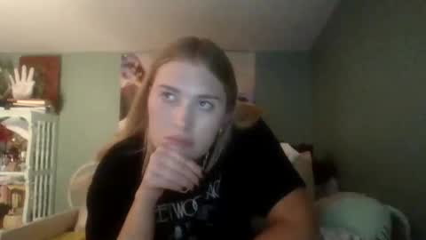 Little Bambii online show from 18, 11, 2025