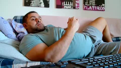 Snapshot of themastercomander chatting on 5, 3, 2025 Big Alpha Daddy Master online show from 5, 3, 2025