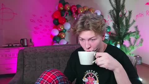 Snapshot of themikesever chatting on 29, 12, 2024 Sever online show from 29, 12, 2024