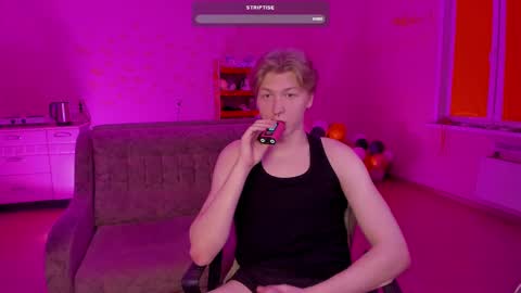 Snapshot of themikesever chatting on 13, 2, 2025 Sever online show from 13, 2, 2025