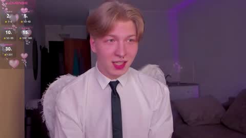 Snapshot of themikesever chatting on 11, 11, 2025 Sever online show from 11, 11, 2025