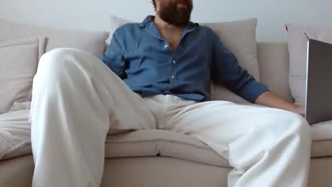 TheMonarchGoat online show from 14, 10, 2025