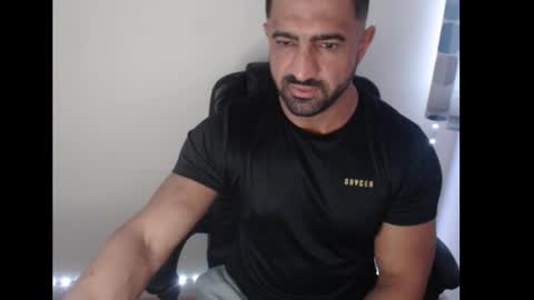 TheMuscleFactory online show from 1, 11, 2025