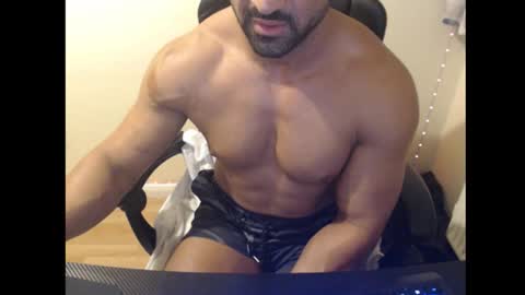 TheMuscleFactory online show from 6, 11, 2025
