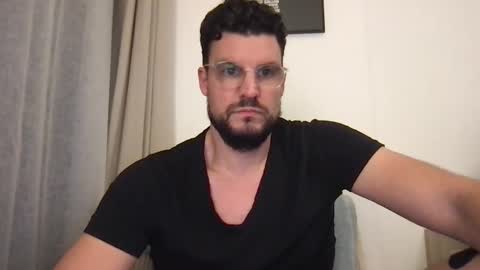 thenudeworldrover online show from 24, 3, 2026