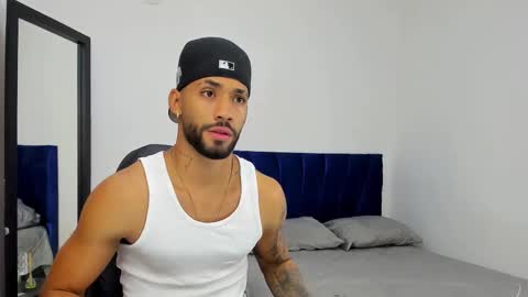 Theo Sky online show from 8, 10, 2025