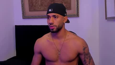 Theo Sky online show from 10, 10, 2025