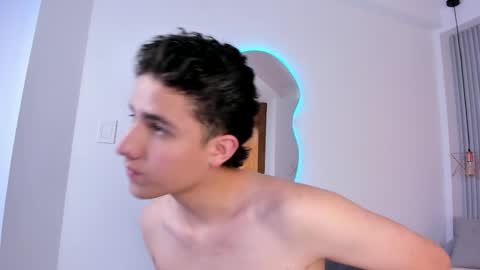 Snapshot of theohawke_ chatting on 7, 1, 2025 THEO- MATEO online show from 7, 1, 2025