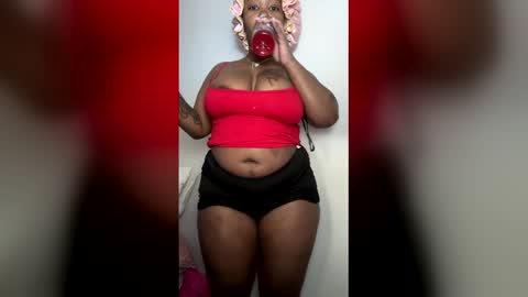 Snapshot of theoneandonlydoll chatting on 25, 2, 2026 theoneandonlydoll online show from 25, 2, 2026