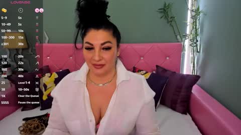 theonerosegoddes online show from 27, 2, 2026