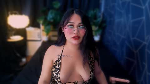 FRANCINE online show from 5, 2, 2026