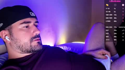 Snapshot of theoravi chatting on 16, 11, 2025 Theo Ravi online show from 16, 11, 2025