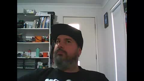 Snapshot of theozbeardguy chatting on 18, 2, 2026 aussiebeard online show from 18, 2, 2026