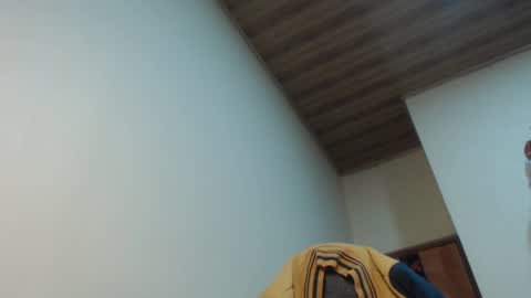 Snapshot of therazhanen chatting on 18, 1, 2025 Santiago Enrique online show from 18, 1, 2025