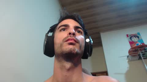 Snapshot of therazhanen chatting on 28, 2, 2025 Santiago Enrique online show from 28, 2, 2025