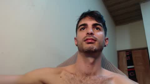Snapshot of therazhanen chatting on 11, 9, 2025 Santiago Enrique online show from 11, 9, 2025
