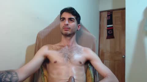 Snapshot of therazhanen chatting on 20, 9, 2025 Santiago Enrique online show from 20, 9, 2025