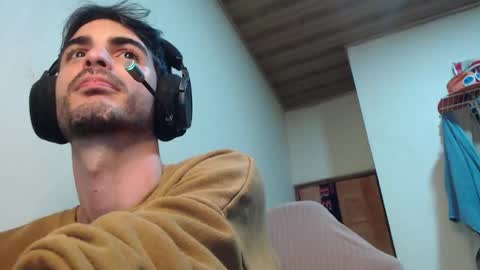 Santiago Enrique online show from 7, 11, 2025