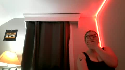 Snapshot of therealbabyblondie chatting on 1, 7, 2026 therealbabyblondie online show from 1, 7, 2026