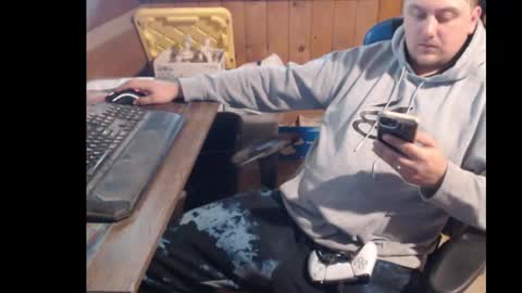 Snapshot of therealbigcheese0695 chatting on 5, 11, 2025 therealbigcheese0695 online show from 5, 11, 2025