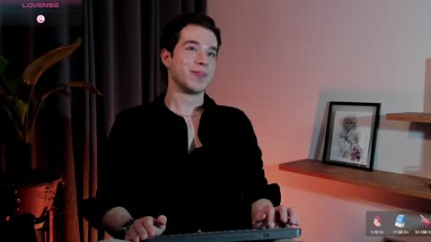 Snapshot of therealmartincox chatting on 26, 1, 2025 4th online show from 26, 1, 2025