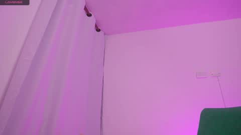    online show from 25, 2, 2025