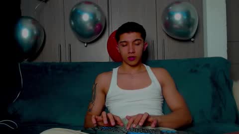 thesaint_xxx online show from 4, 10, 2025