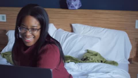 Snapshot of thesesualdame chatting on 25, 2, 2025 Jessie Dames online show from 25, 2, 2025