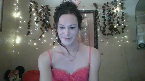 Snapshot of thesillymillie chatting on 9, 9, 2025 sillymillie0 online show from 9, 9, 2025