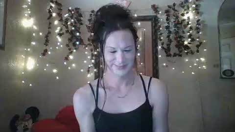 Snapshot of thesillymillie chatting on 12, 9, 2025 sillymillie0 online show from 12, 9, 2025