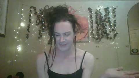 sillymillie0 online show from 16, 4, 2026