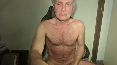 NudeDJ online show from 19, 4, 2026