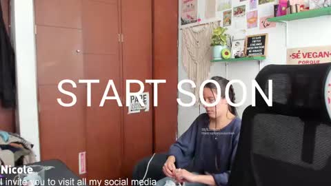 Nicole online show from 5, 3, 2025