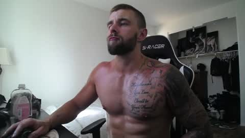 Snapshot of theufcfan_8181 chatting on 3, 7, 2026 troy online show from 3, 7, 2026