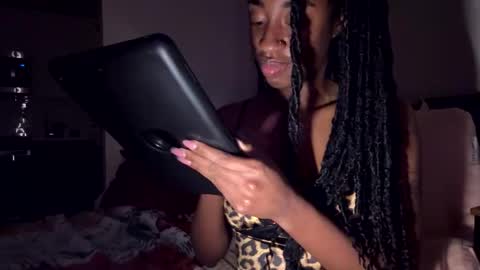 Sapphire the Vixen online show from 13, 1, 2026