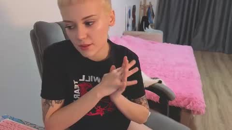 theysaidimcute online show from 17, 1, 2026