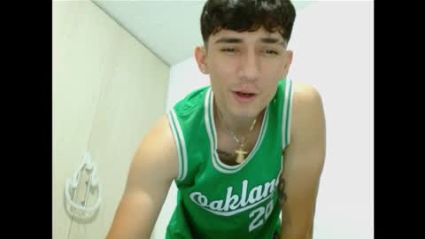 thiago_deseo69 online show from 19, 9, 2025