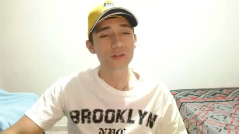 Snapshot of thiago_deseo69 chatting on 15, 5, 2026 thiago_deseo69 online show from 15, 5, 2026