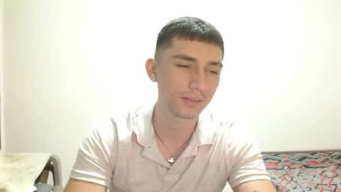 Snapshot of thiago_deseo69 chatting on 20, 5, 2026 thiago_deseo69 online show from 20, 5, 2026