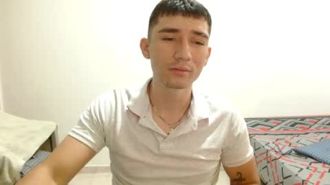 Snapshot of thiago_deseo69 chatting on 20, 5, 2026 thiago_deseo69 online show from 20, 5, 2026