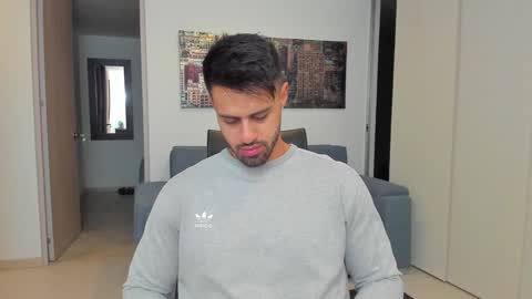 thiago_driussi online show from 21, 1, 2025