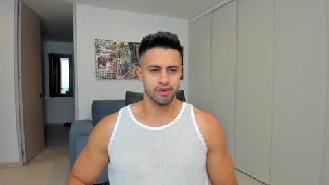 thiago_driussi online show from 4, 2, 2025