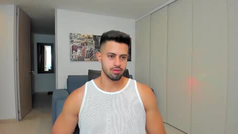 thiago_driussi online show from 2, 3, 2025
