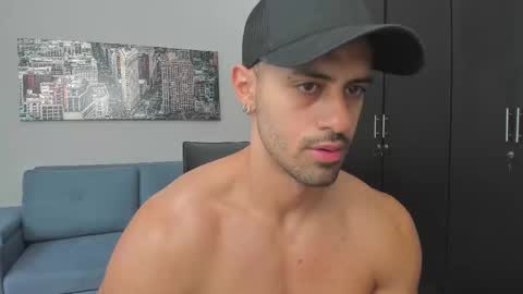 thiago_driussi online show from 28, 9, 2025