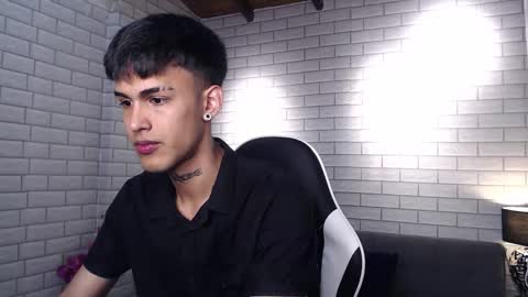 Snapshot of thiago_hard chatting on 24, 9, 2025 Thiago online show from 24, 9, 2025