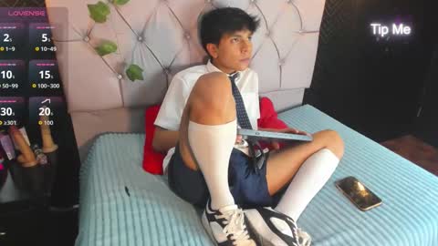 thiago online show from 8, 10, 2025