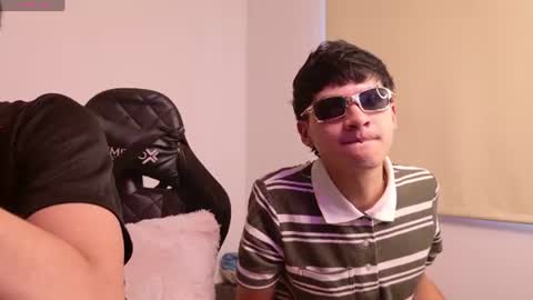 Snapshot of thiago_n_sam chatting on 24, 7, 2026 thiago_n_sam online show from 24, 7, 2026